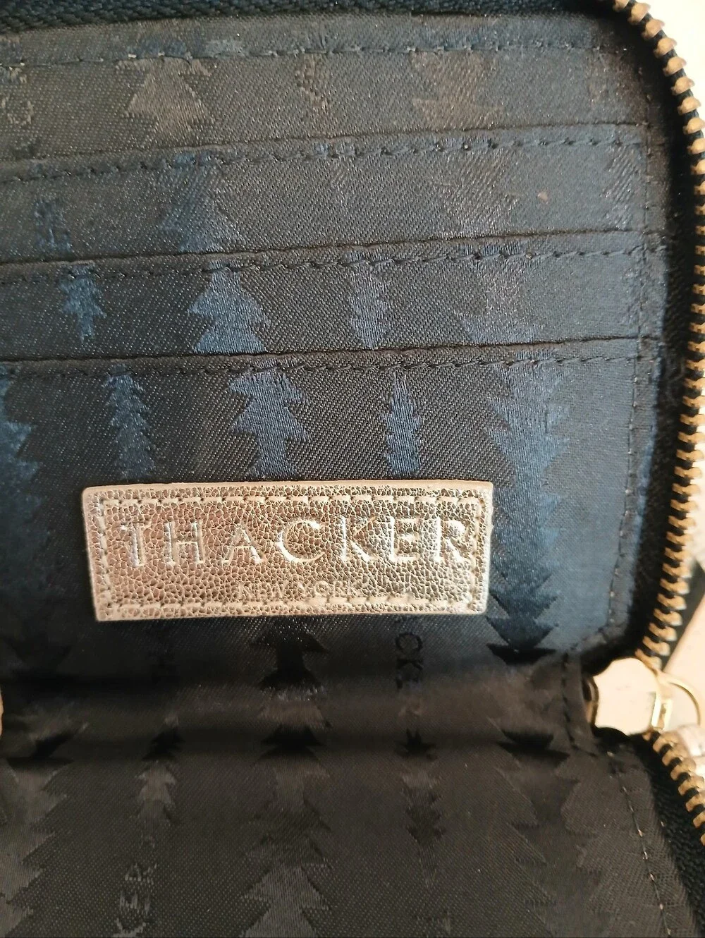 Thacker compact metallic